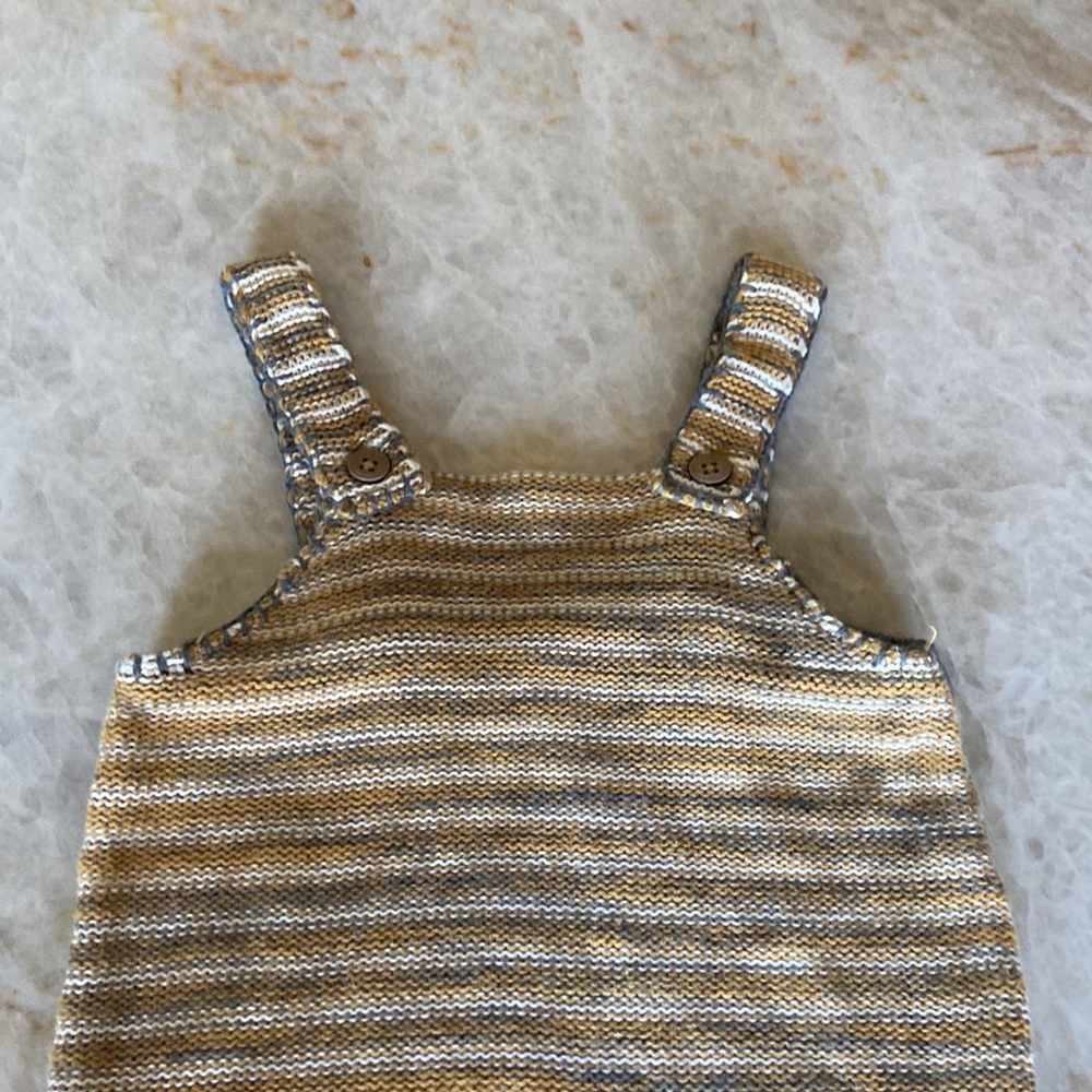 Next jumper - Picture 2 of 4